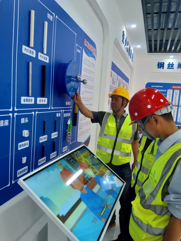 S22天天高速营岭隧道项目建成VR安全体验馆